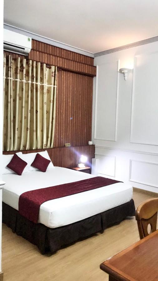Huyen Tran Hotel Can Tho Exterior photo