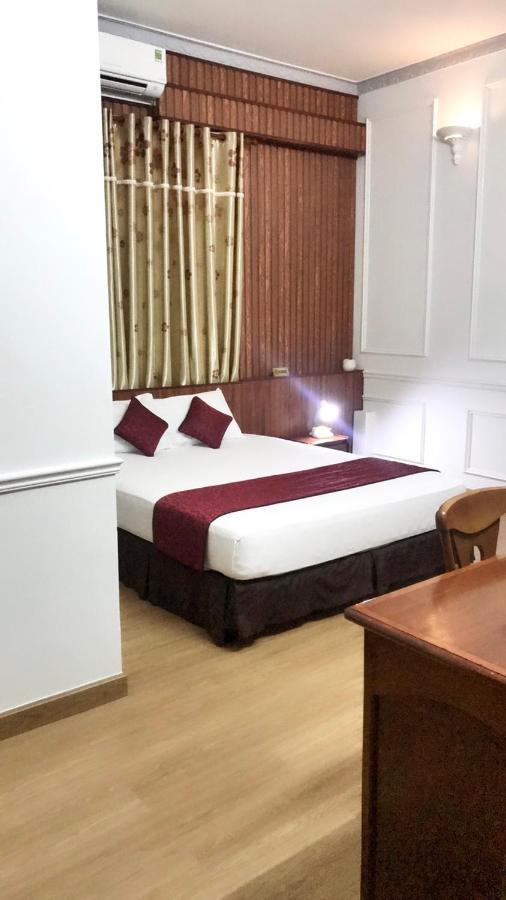 Huyen Tran Hotel Can Tho Exterior photo