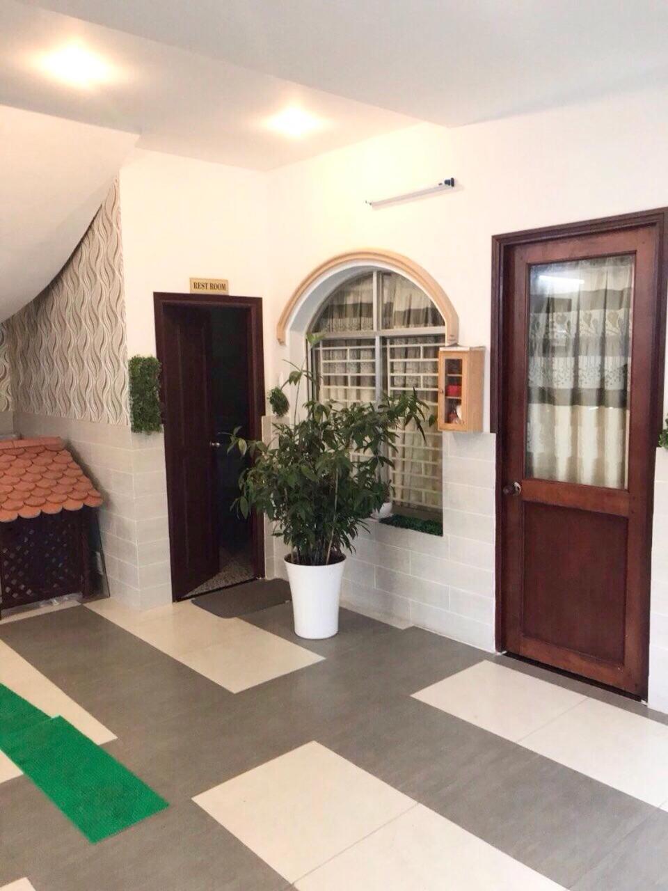 Huyen Tran Hotel Can Tho Exterior photo