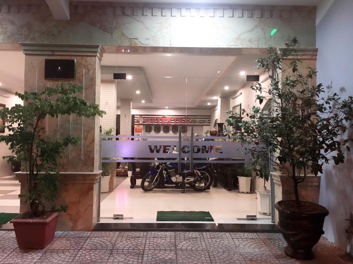 Huyen Tran Hotel Can Tho Exterior photo